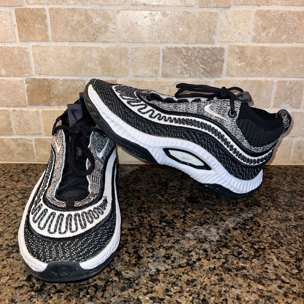 Nike Black and white basketball shoes